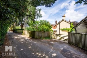 Photo 5- click for photo gallery